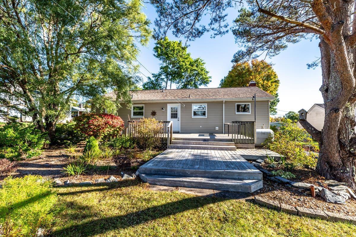 129 Brook Street, Lunenburg, (MLS® 202223407) RE/MAX nova