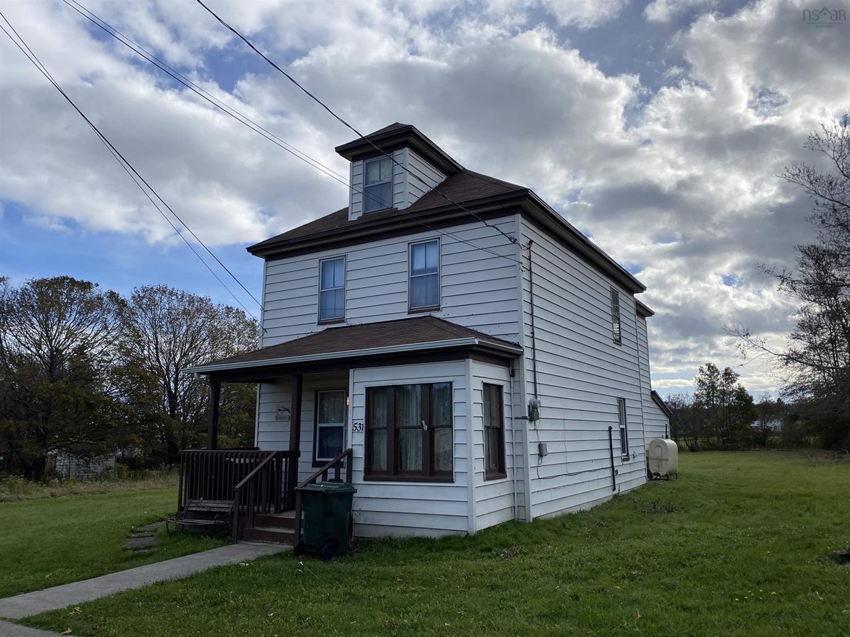 531 Main Street, Sydney Mines, (MLS® 202223582) RE/MAX nova
