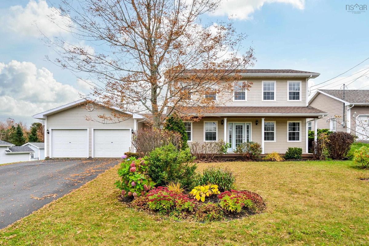 10 Amberwood Crescent, Westmount, (MLS® 202223867) RE/MAX nova