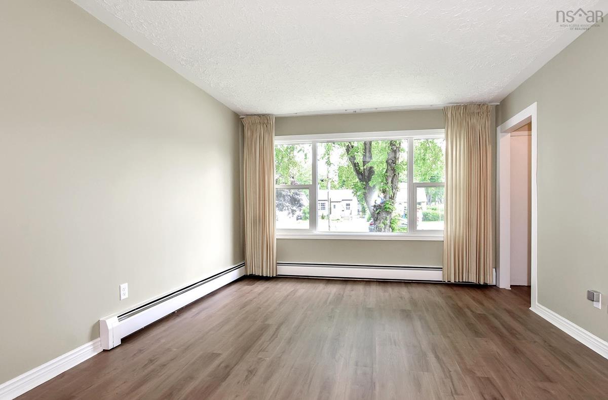 3182 Connaught Avenue, Halifax, (MLS® 202224362) RE/MAX nova