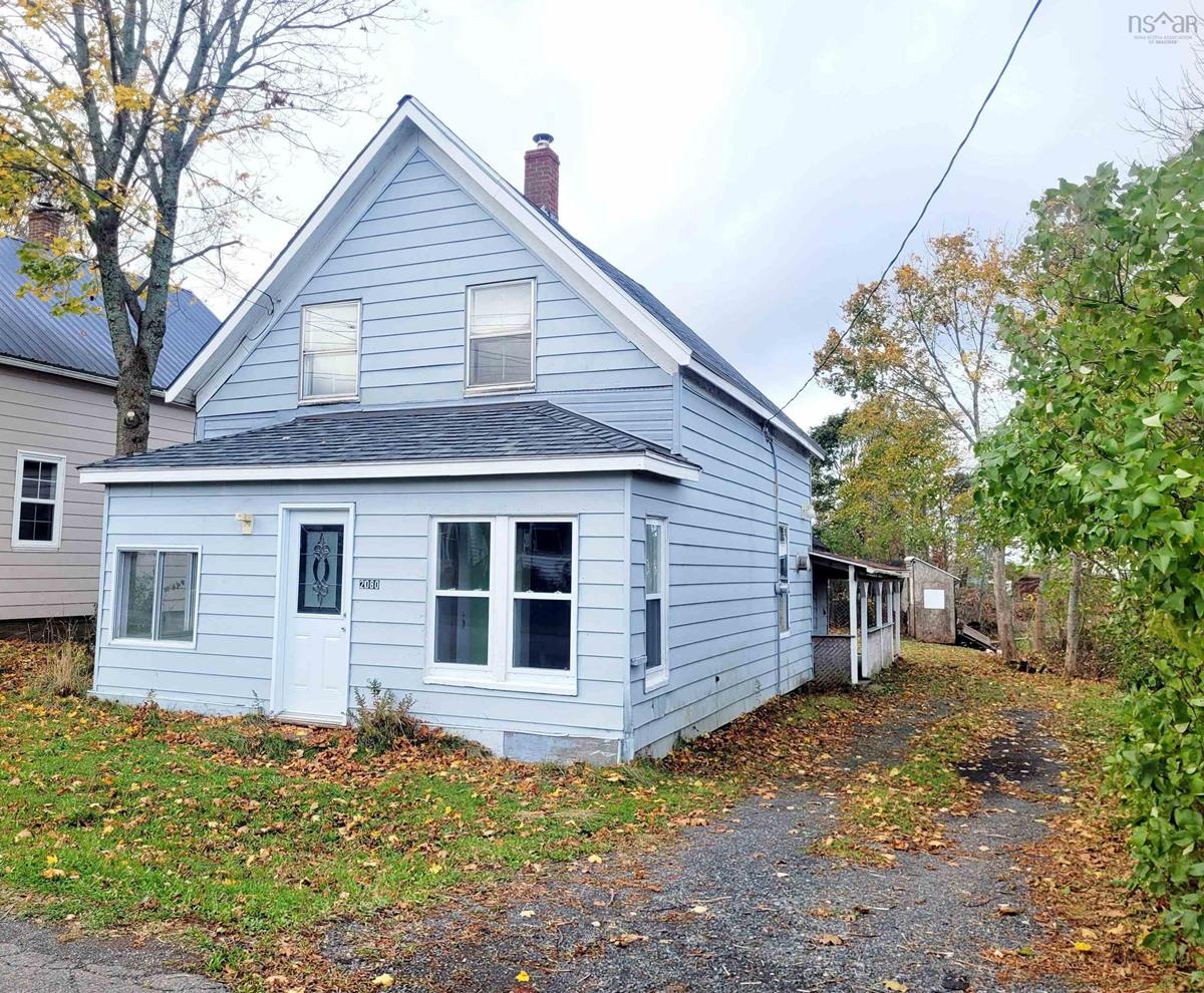 2080 South Main Street, Westville, (MLS® 202225032) RE/MAX nova