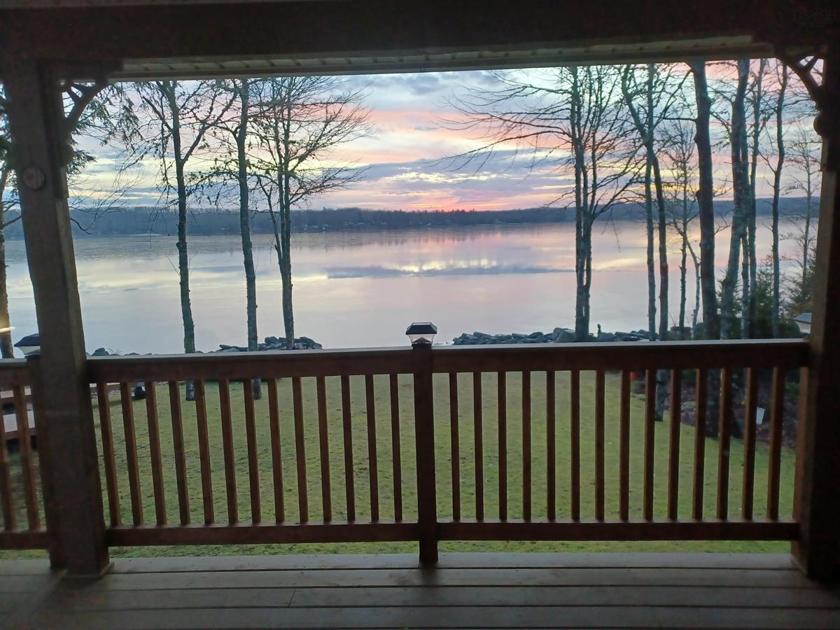 300 Lakeside Drive, Lake Torment, (MLS® 202300010) RE/MAX nova