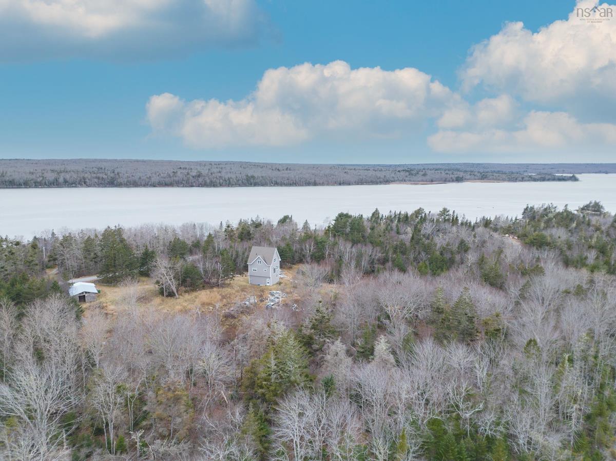 234 East Side Port L'Hebert Road, Port Joli, (MLS® 202300290) RE/MAX nova