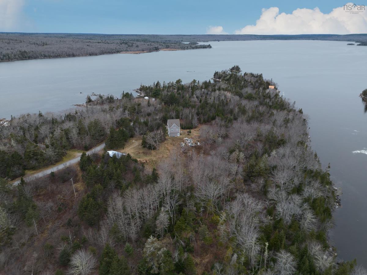 234 East Side Port L'Hebert Road, Port Joli, (MLS® 202300290) RE/MAX nova