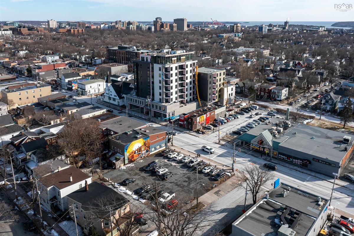 6321 Quinpool Road, Halifax Peninsula, (MLS® 202301506) RE/MAX nova