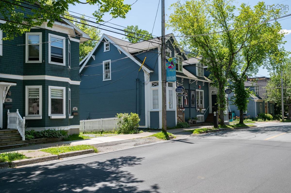 306 115 Ochterloney Street, Dartmouth, (MLS® 202302043) RE/MAX nova