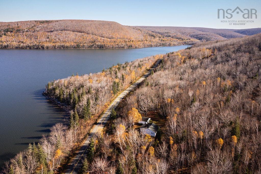 3844 West Lake Ainslie Road, West Lake Ainslie, (MLS® 202307704) RE/MAX