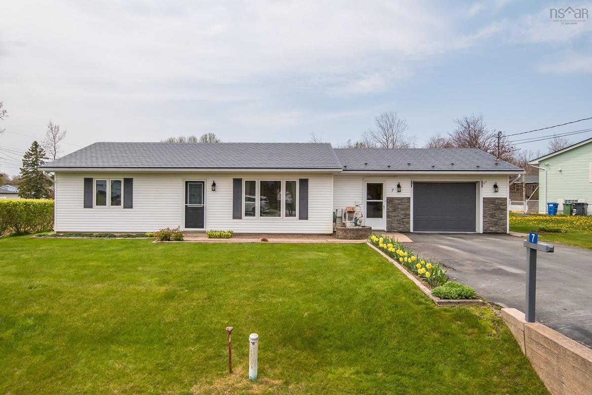 7 Frederick Allen Drive, Lantz, (MLS® 202309180) RE/MAX nova