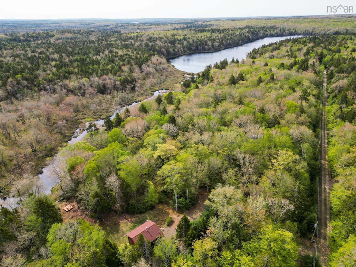 300 Pine Prince Drive, Briar Lake, (MLS® 202309487) RE/MAX nova