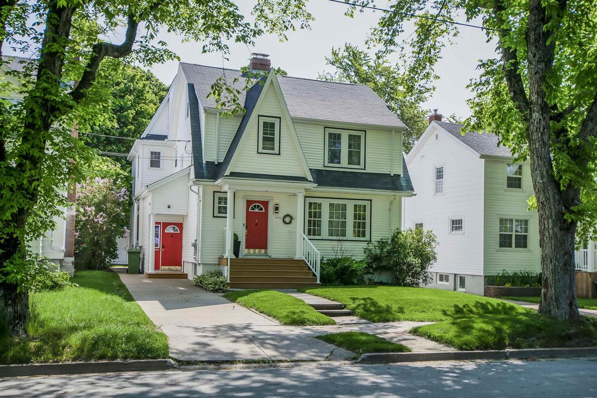 2435 Newton Avenue, Halifax Peninsula, (MLS® 202311897) RE/MAX nova