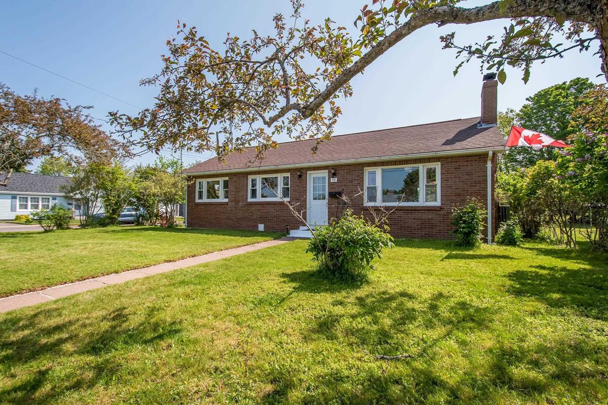 59 Roosevelt Avenue, Truro, (MLS® 202311903) RE/MAX nova