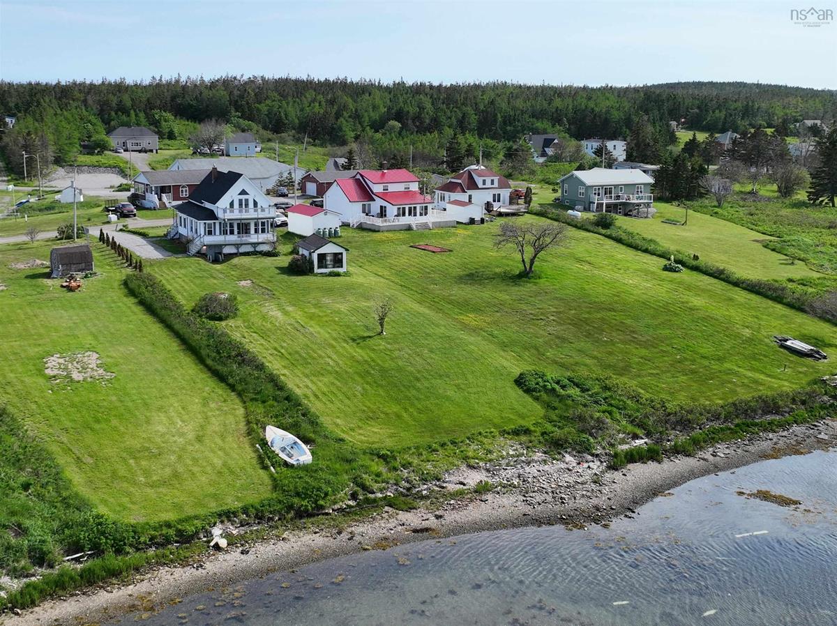 36 Seaview Drive, Gabarus Village, (MLS® 202312953) RE/MAX nova