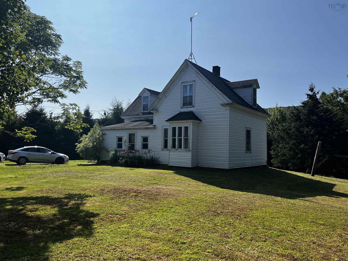 6784 Roachvale Road, Roachvale, (MLS® 202316048) RE/MAX nova