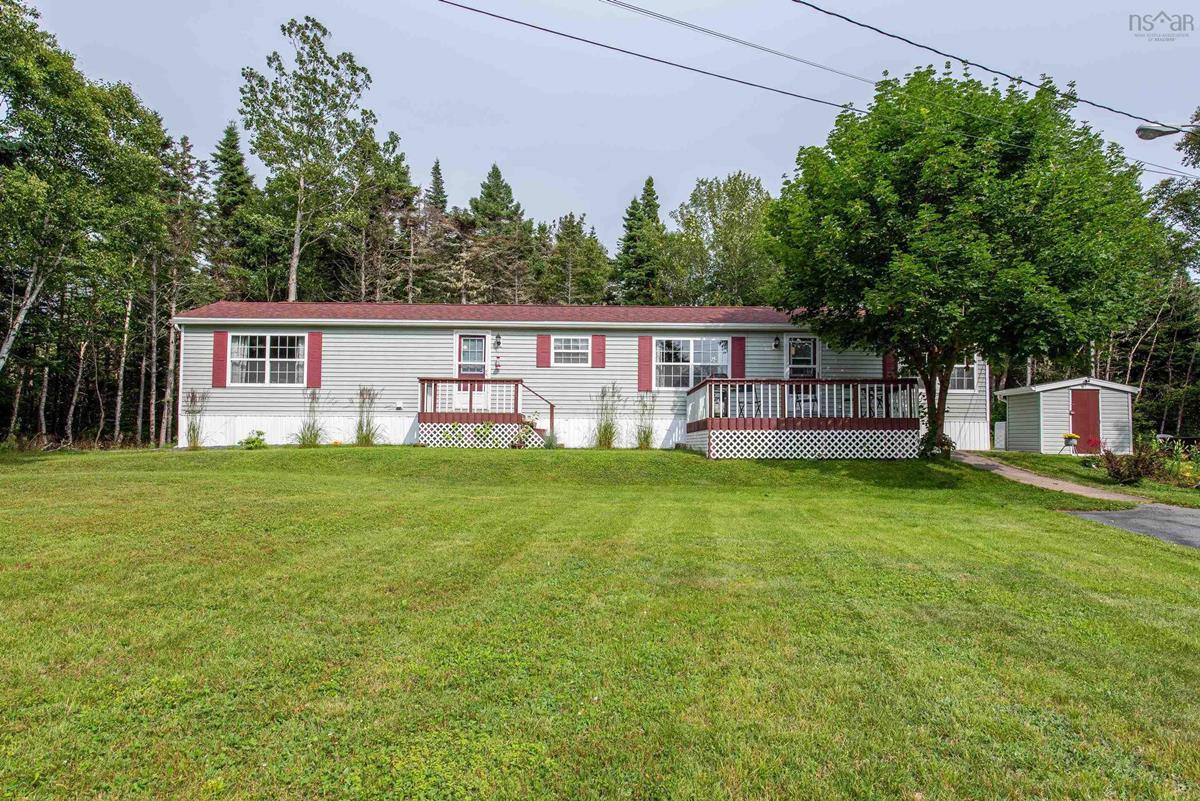 9061 Peggys Cove Road, Indian Harbour, (MLS® 202316502) RE/MAX nova