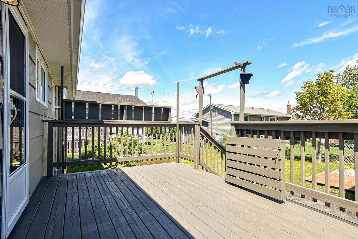 6 Willowdale Drive, Colby Village, (MLS® 202316873) RE/MAX nova