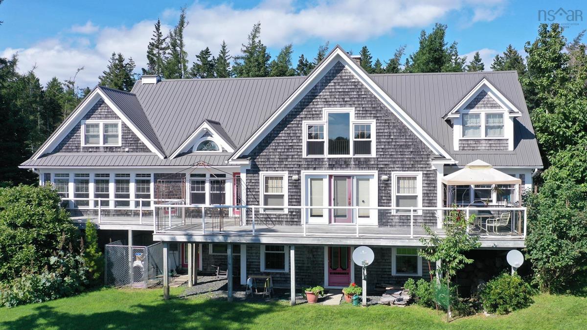 100 Striders Path, Heckmans Island, (MLS® 202318596) RE/MAX nova