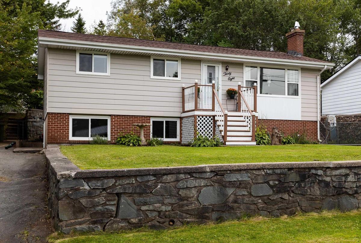 38 Maplewood Drive, Timberlea, (MLS® 202318781) RE/MAX nova