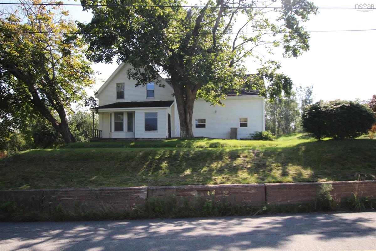 540 Thorburn Road, Thorburn, (MLS® 202318922) RE/MAX nova