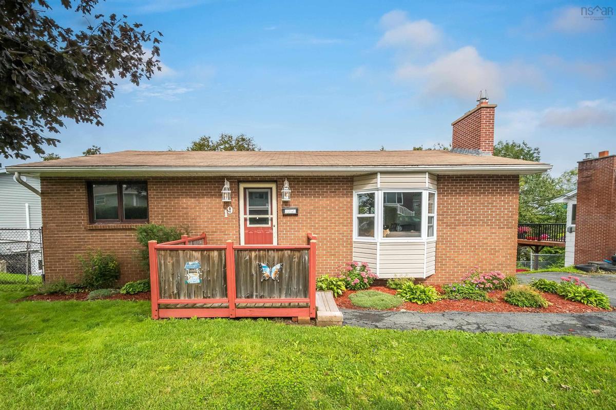19 Briarwood Court, Lower Sackville, (MLS® 202322018) RE/MAX nova