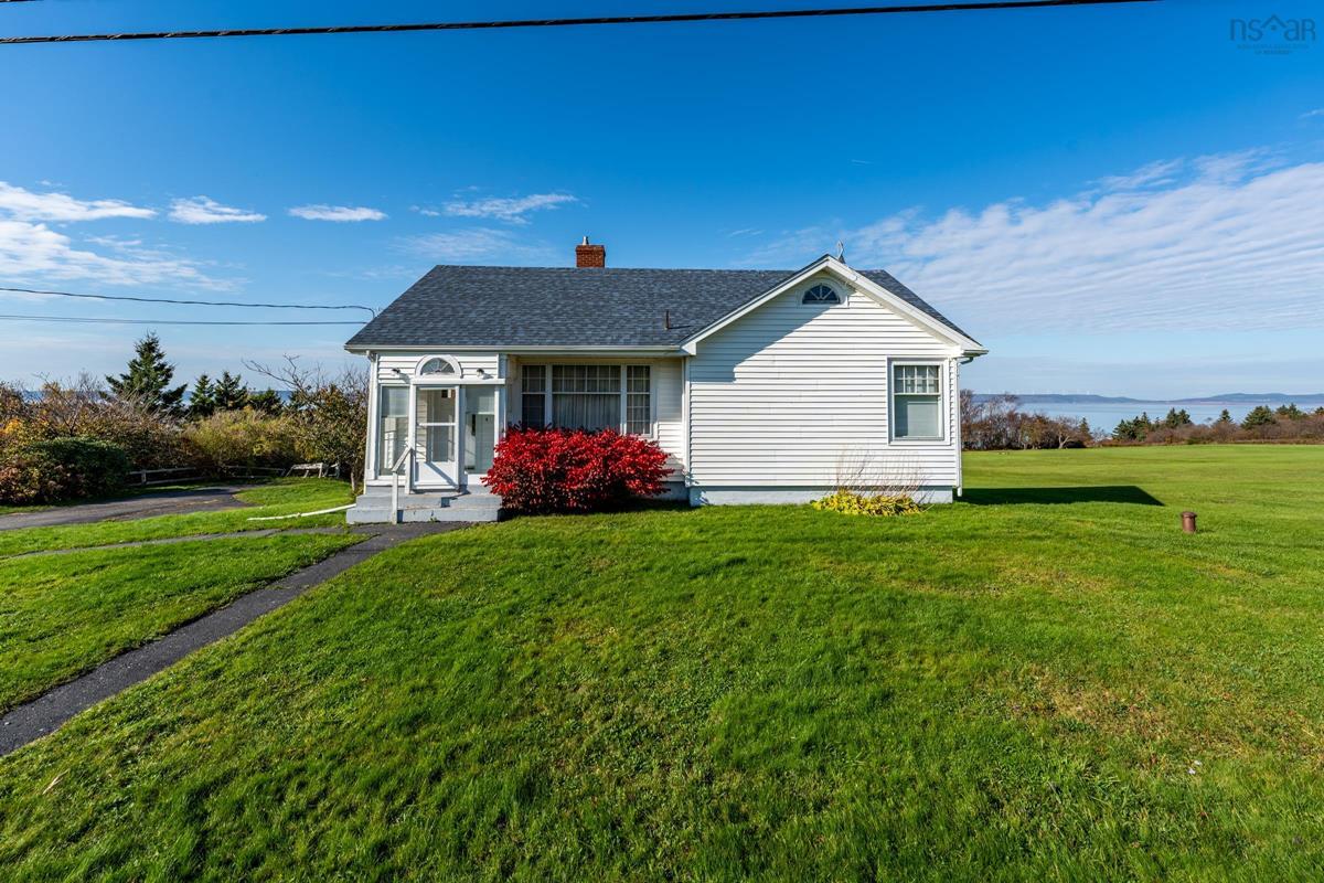 6745 Highway 101, Gilberts Cove, (MLS® 202322942) RE/MAX nova