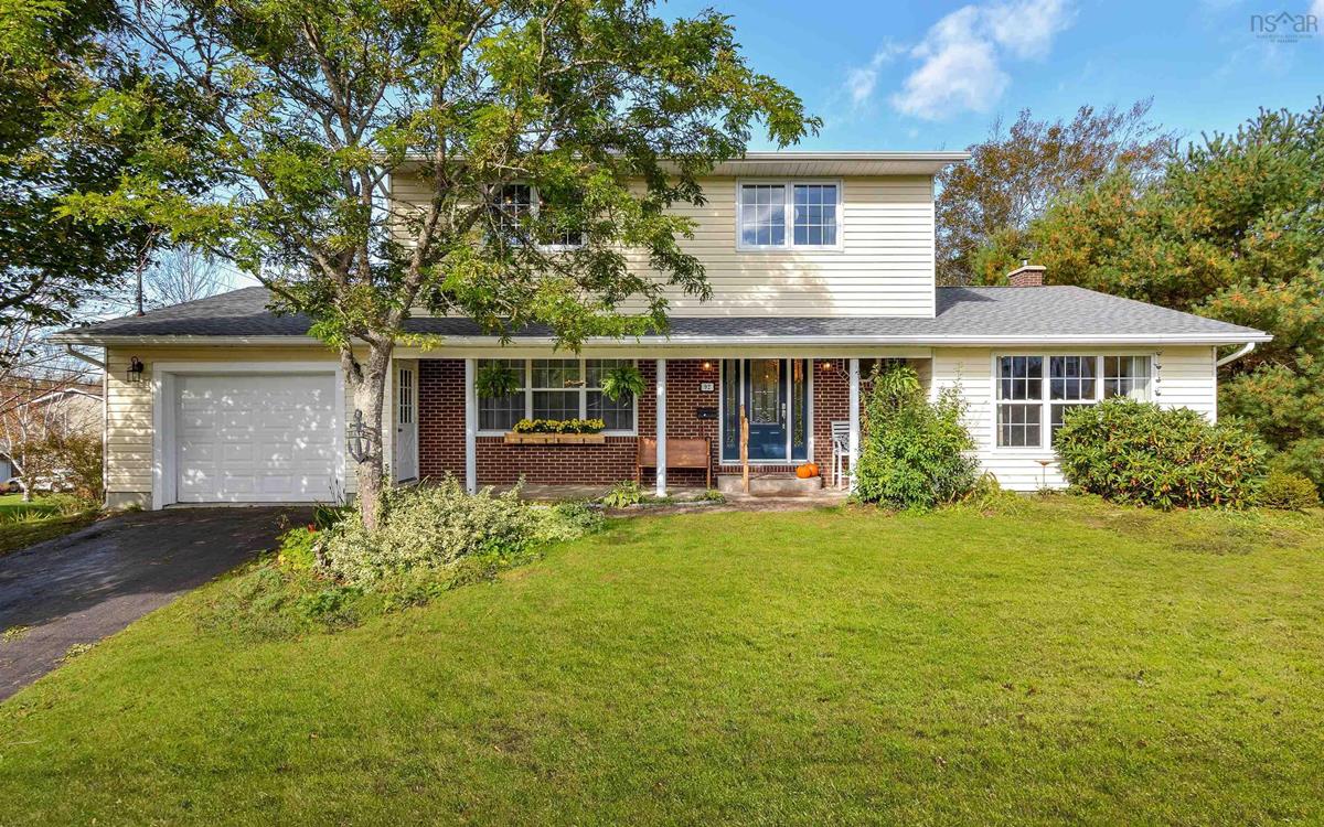 92 Carmichael Drive, Sydney River, (MLS® 202324328) RE/MAX nova