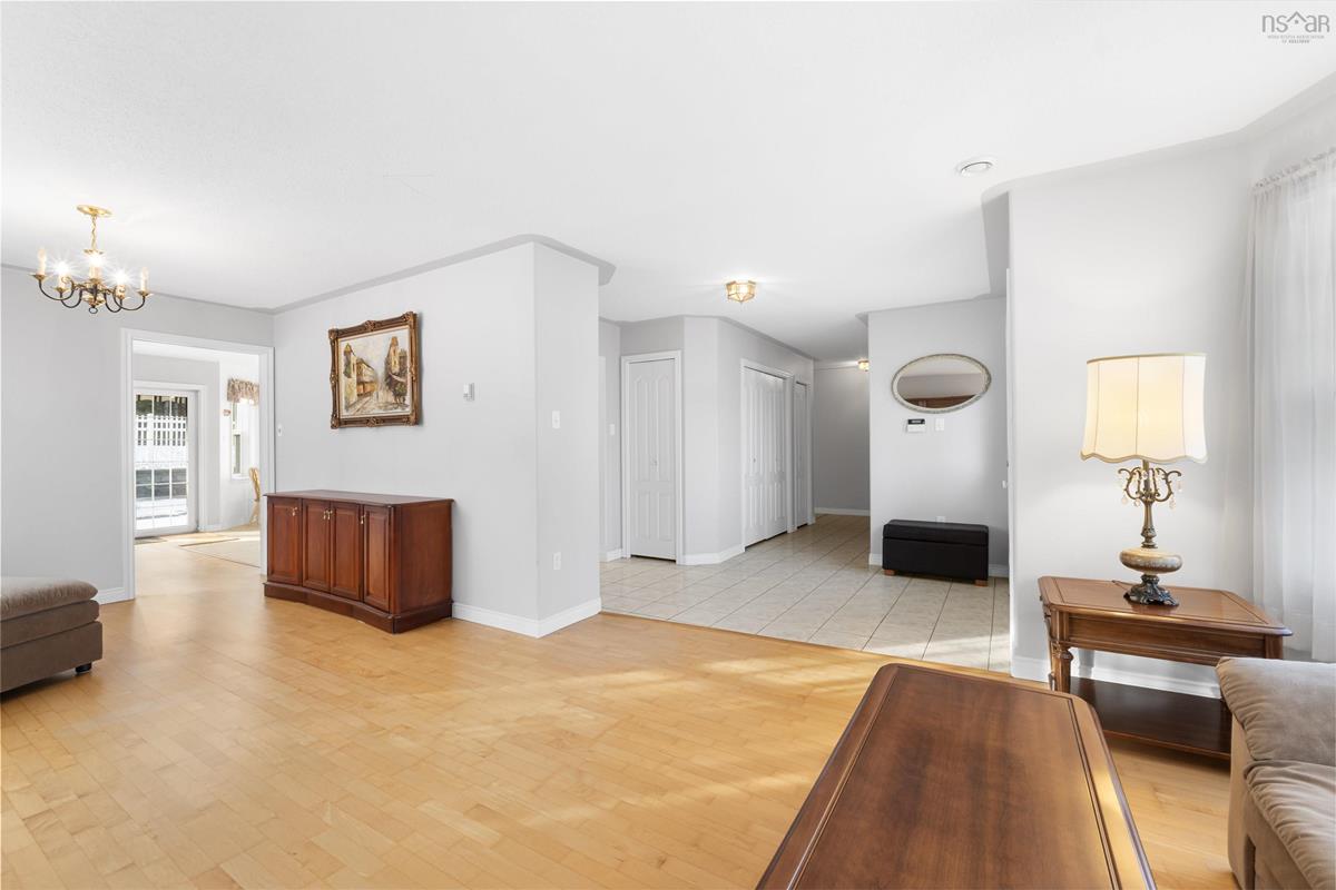 6 Brackendale Lane, Beaver Bank, (MLS® 202324901) RE/MAX nova