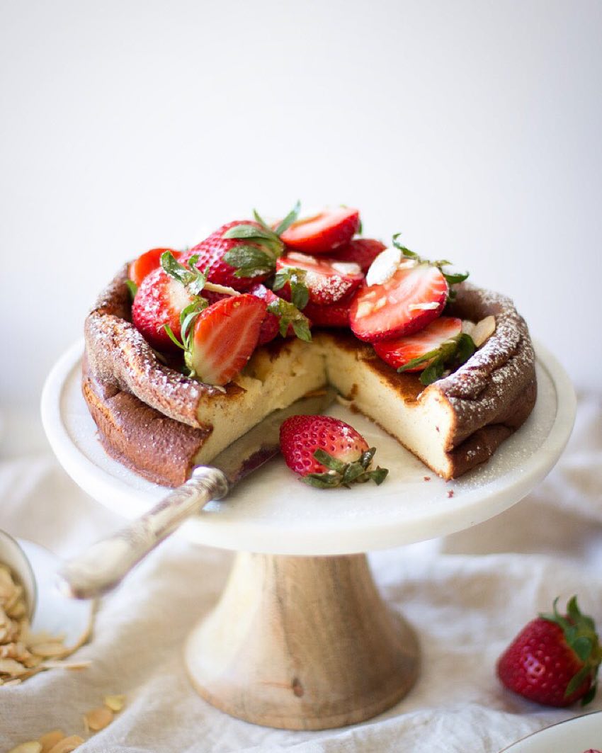 Crustless Sunken Ricotta Cheesecake by mattersofthebelly Quick & Easy