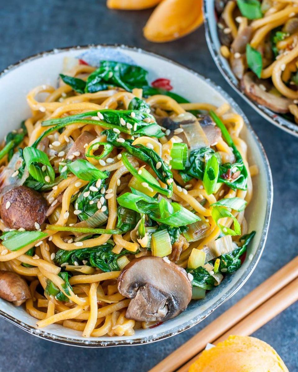 Veggie Noodle Bowl by peasandcrayons Quick & Easy Recipe The Feedfeed