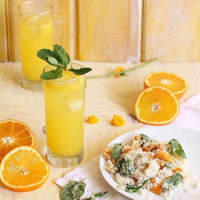 Sparkling Meyer Lemon Gin Cocktails With Mint • Ashley ? Craft and