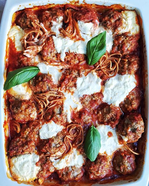Oven Baked Spaghetti And Meatballs recipe