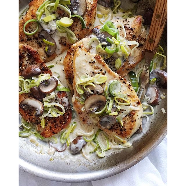 Mushroom And Leek Chicken Breasts recipe