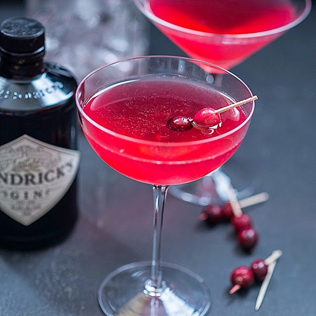The Red Queen A Cranberry, Elderflower And Gin Cocktail Recipe The