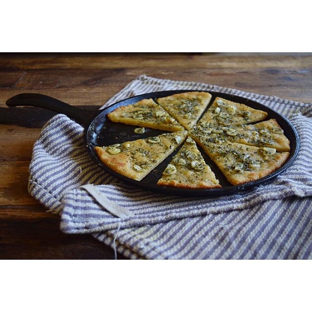 Garlic Flatbread by thecastawaykitchen Quick & Easy Recipe The Feedfeed