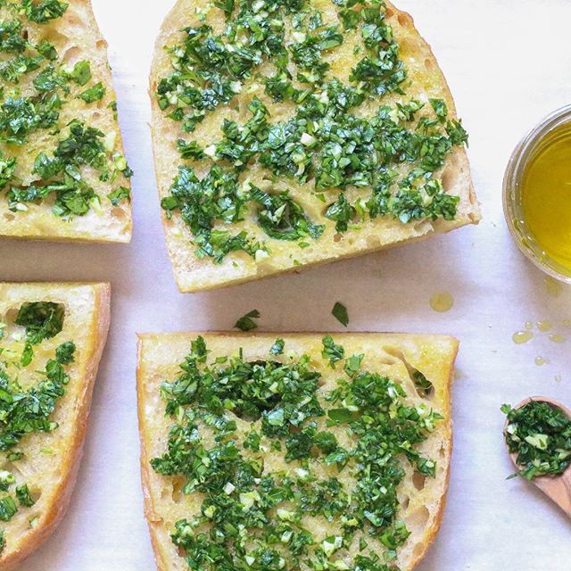 Garlic Bread With Fresh Gremolata by themostlyvegan Quick & Easy