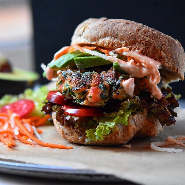 Salmon Burger With Sriracha Aioli Recipe The Feedfeed