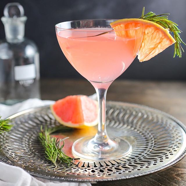 Grapefruit & Rosemary Vodka Cocktail by nerdswithknives Quick & Easy