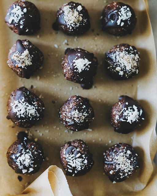 Chocolate Hazelnut Macaroons Recipe The Feedfeed