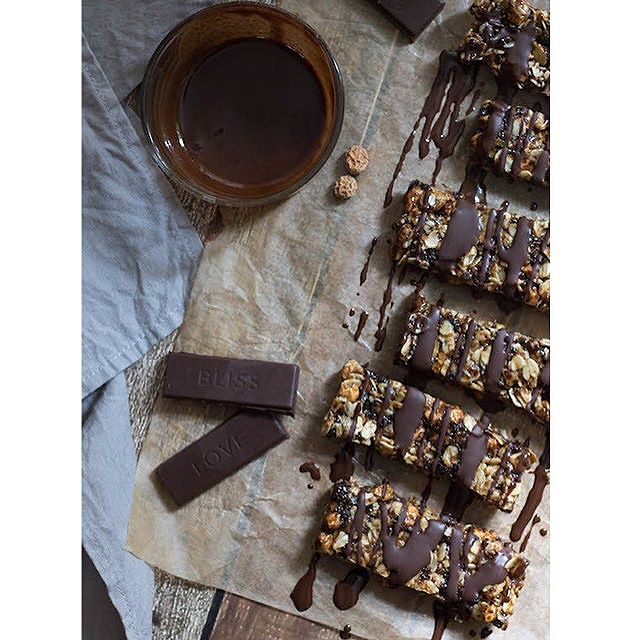 Tigernut & Currant Granola Bars With Dark Chocolate Recipe The Feedfeed