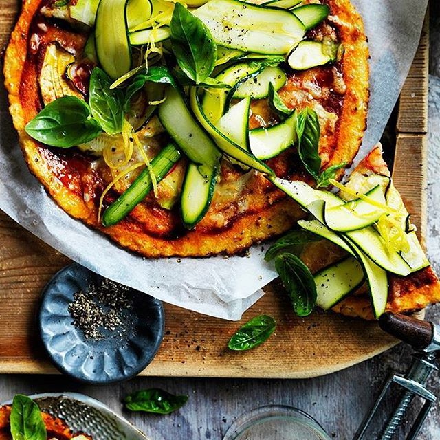Cauliflower And Zucchini Pizza by foodtoloveau Quick & Easy Recipe