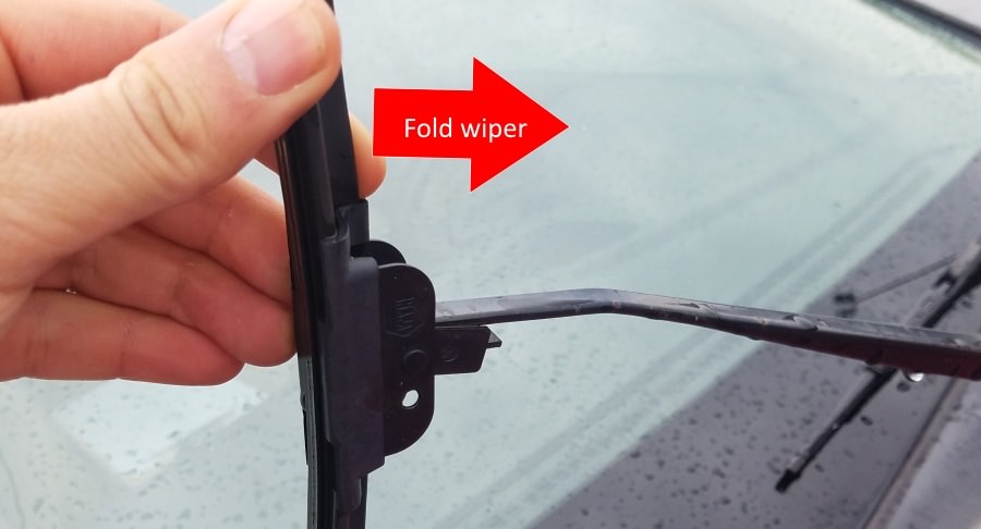 How to Change Cadillac Windshield Wiper blades