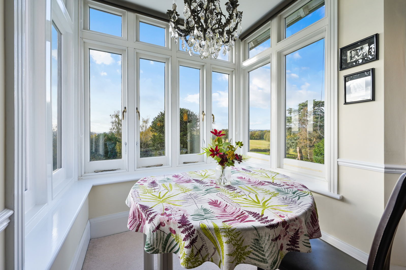 15 acres, Coopers Hill Road, Nutfield, Surrey UKLandandFarms.co.uk