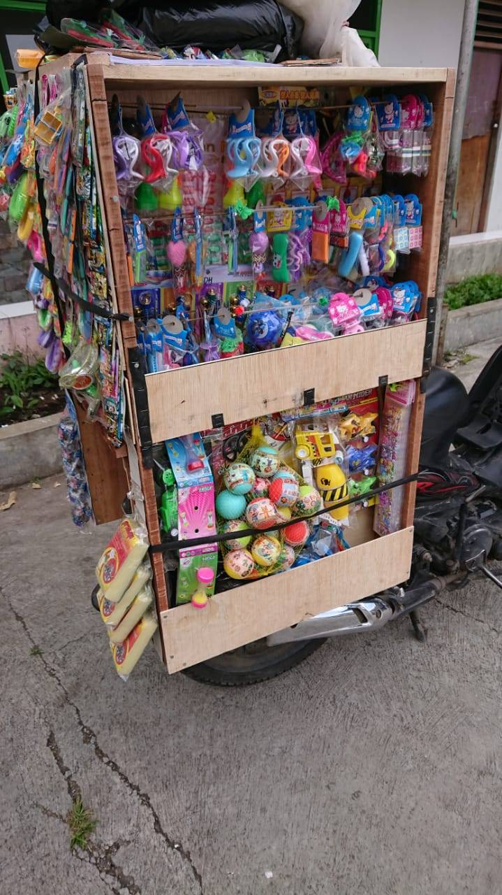Jualan Mainan Keliling | Data Umkm