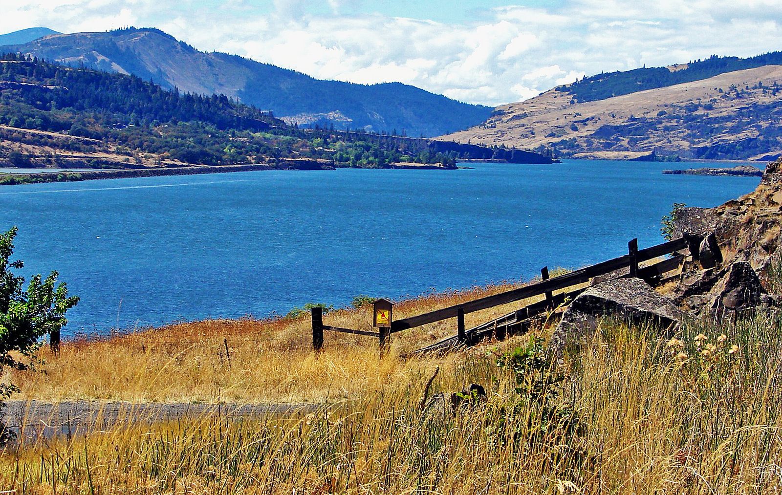 Dallesport, WA Data USA