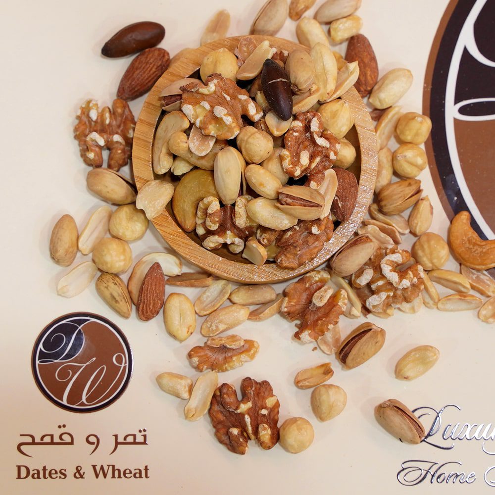 Healthy Mix Nuts Dates & Wheat