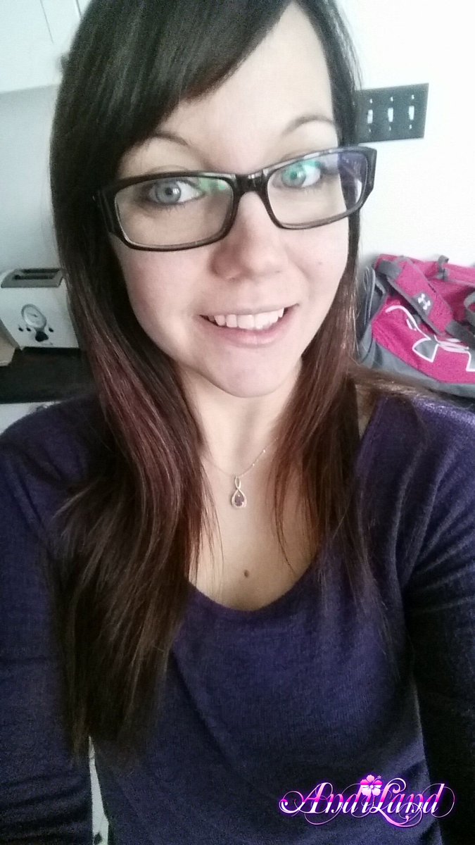 Andi Land, Andi Pink DatingScammer.Info