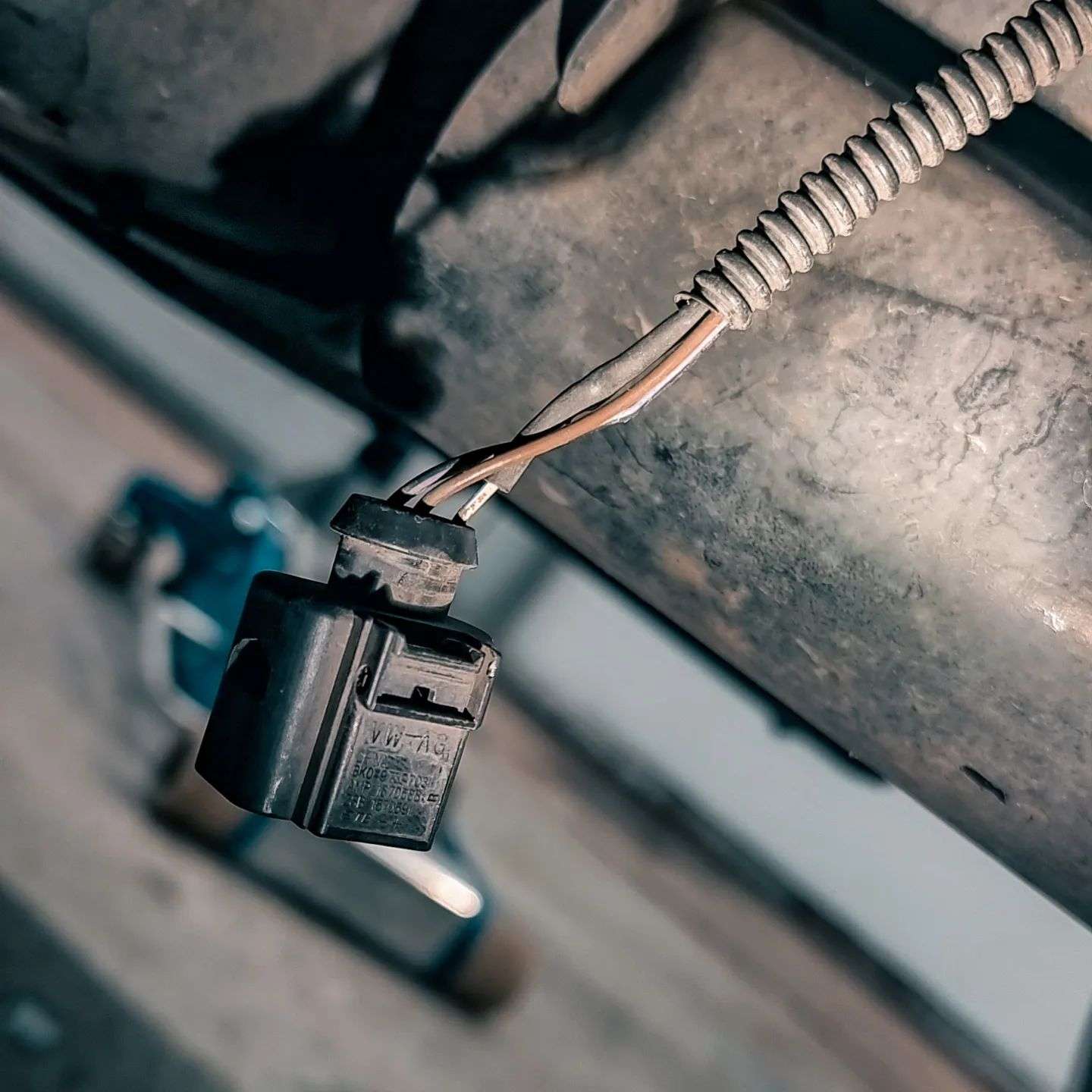 Diagnostics T6 Oil Temperature Sensor, Wiper Issues DavTec