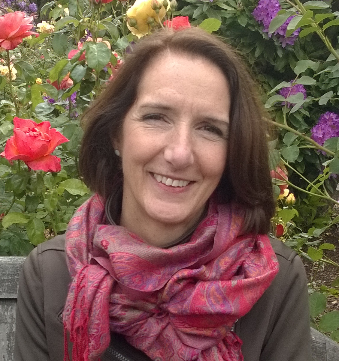 The AntiAging Science Behind the NanoVi Device Rowena Gates & Hans