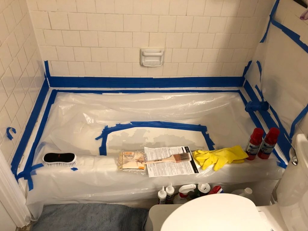 Is Bathtub Paint Peeling Dangerous? (How to Fix) Dave Burroughs