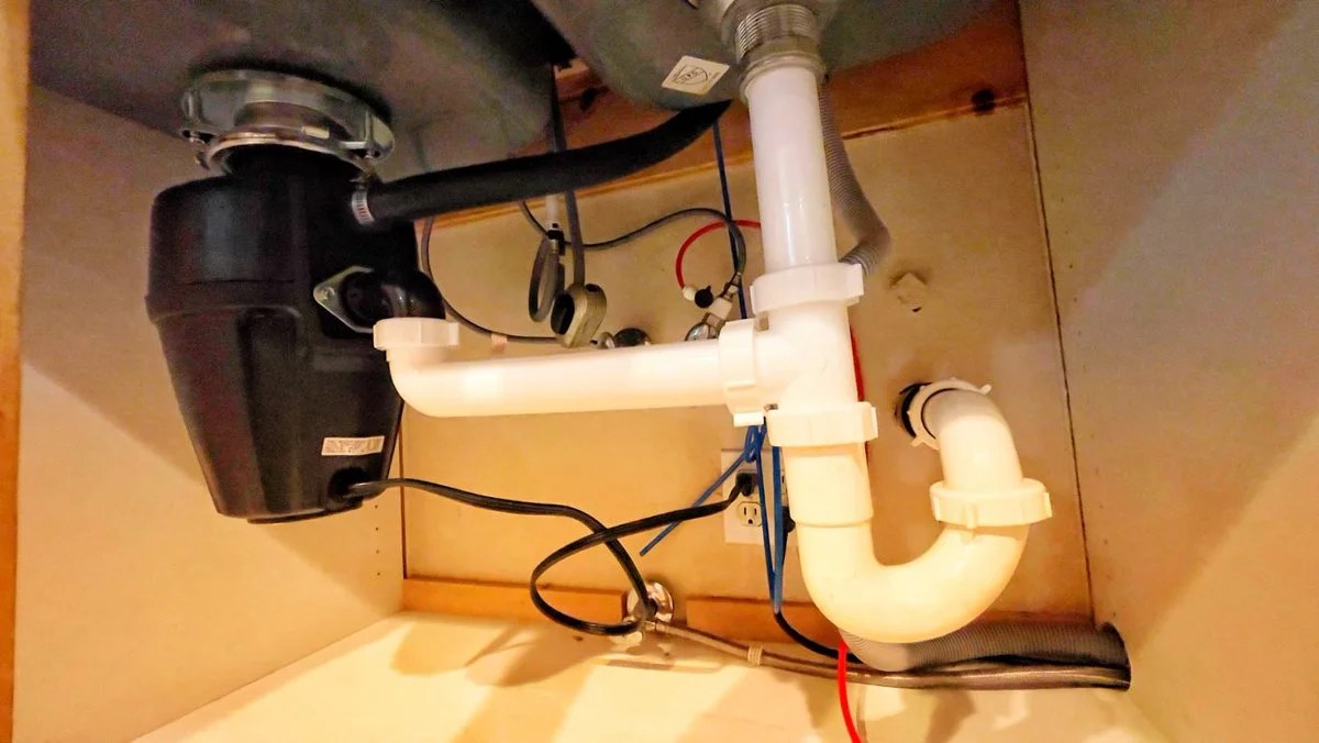 Garbage Disposal Loose Blades (Why & Solving) Dave Burroughs