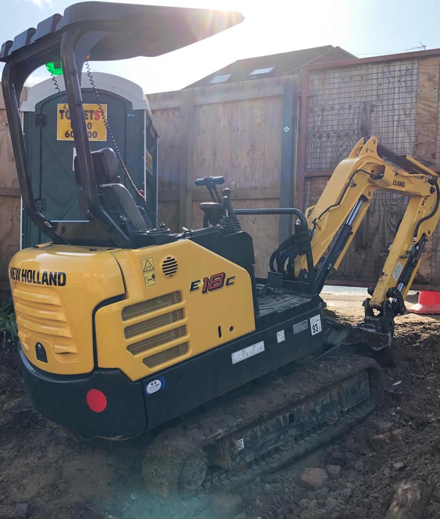 Mini Digger Hire Hertfordshire Dave Head & Son
